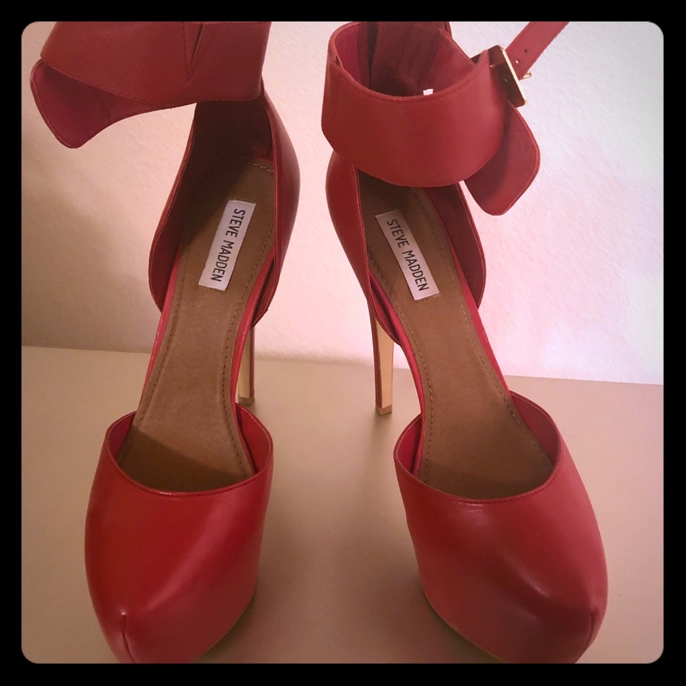 Steve Madden Platform